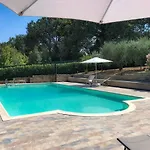 Delle Rose Vila